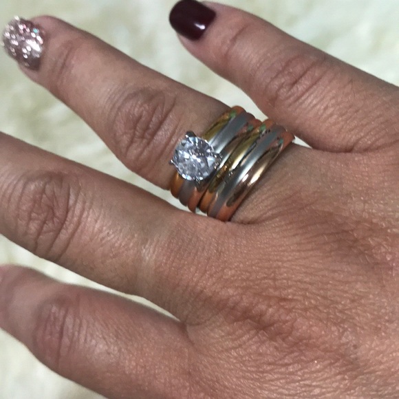 Wedding ring sets in cz diamond - Picture 6 of 6